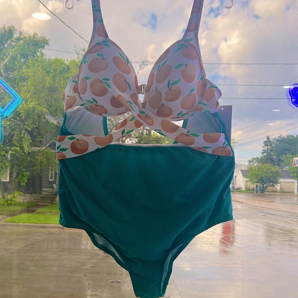 MeetCurve 3XL Swim Suit with Underwire Support
